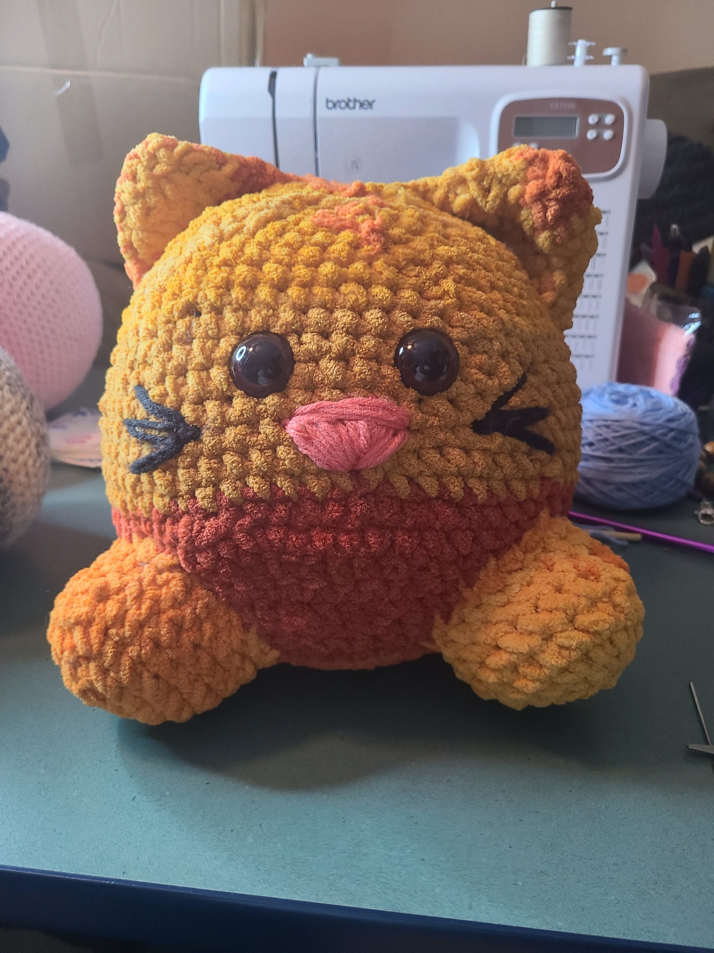 Crochet cat