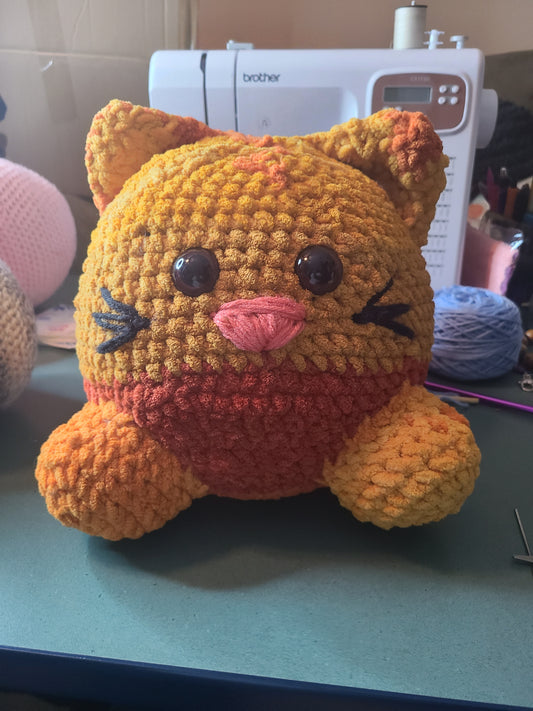 Crochet cat