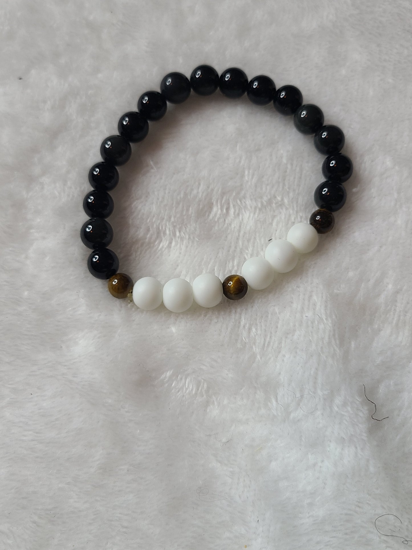 Black onyx Yellow Tigers eye and white mat stone bracelet